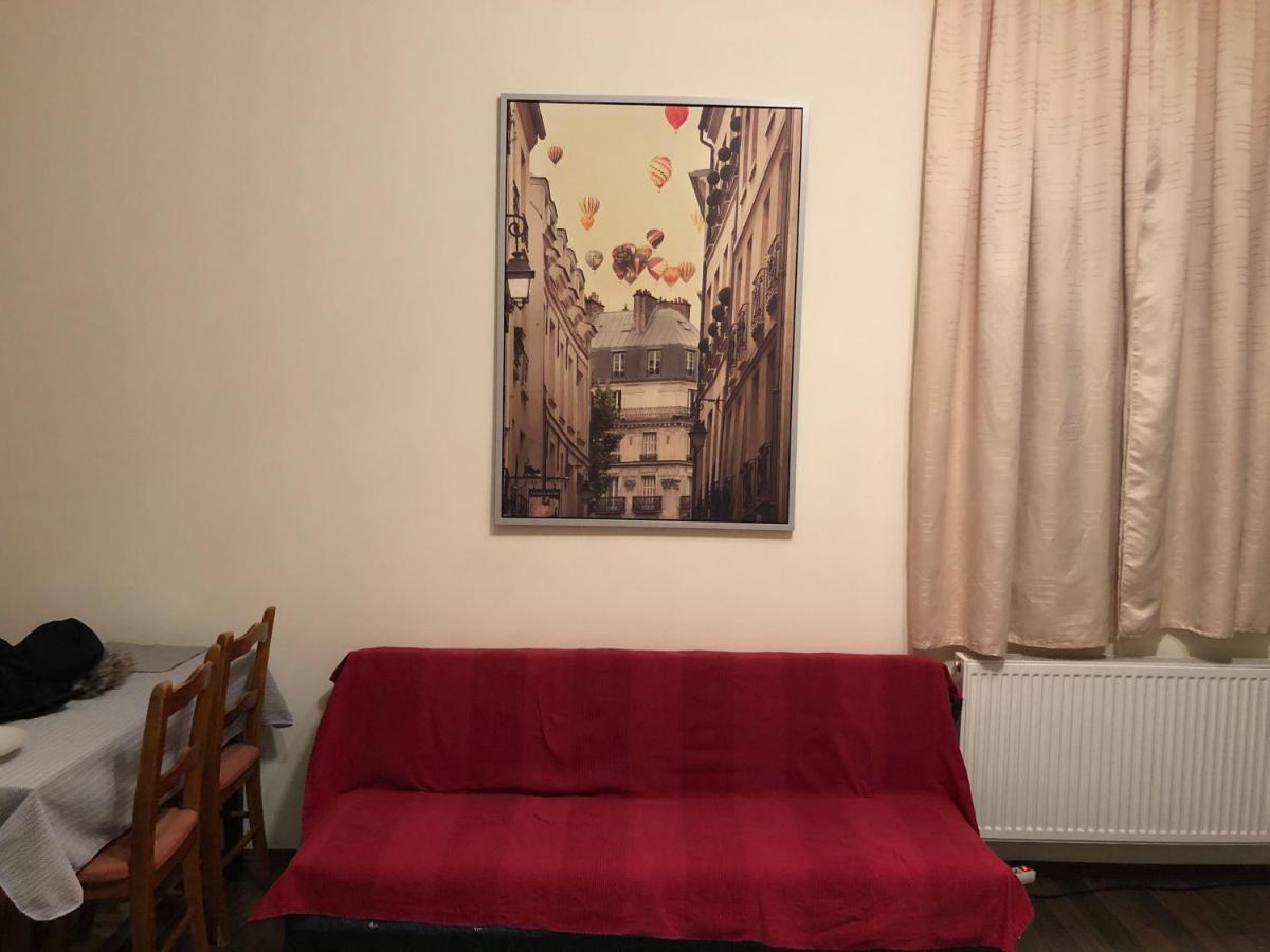 Corso Quiet, Budapest